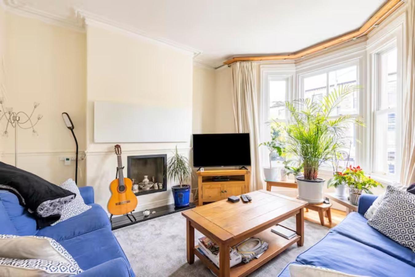 Room With Private Bath In Pontcanna Cardiff Extérieur photo