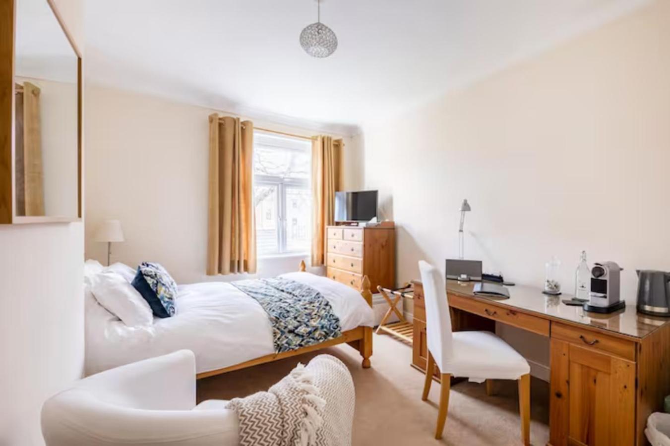 Room With Private Bath In Pontcanna Cardiff Extérieur photo