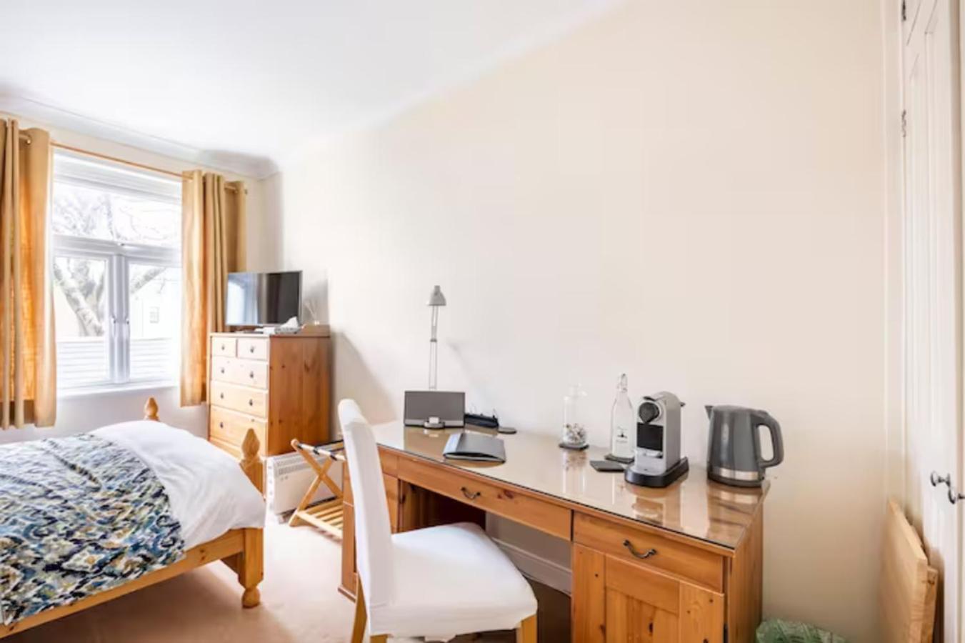 Room With Private Bath In Pontcanna Cardiff Extérieur photo
